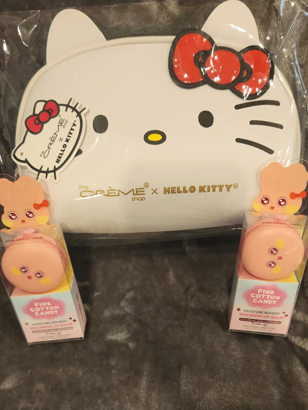 Hello Kitty White Cosmetic Pouch with Red Bow and 2 Pink Lip Balms NWT